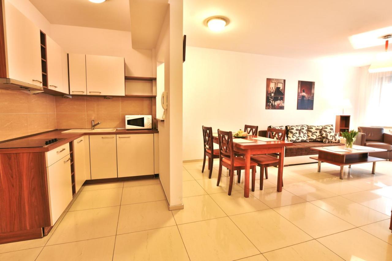 Apartamenty Promenada-Arka Kołobrzeg Kültér fotó